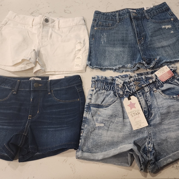 Girls Shorts - Picture 1 of 3